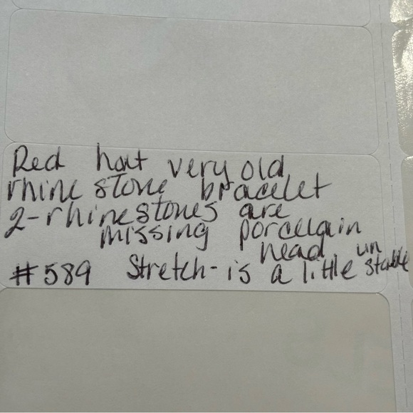 Red hast porcelain face stretch bracelet with rhinestones - Picture 2 of 8